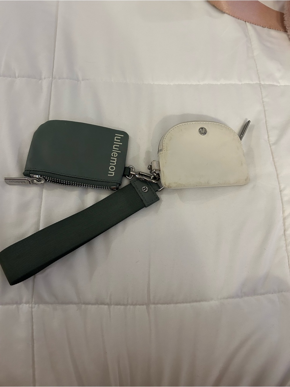 lululemon athletica Green and White Key Pouch Set
